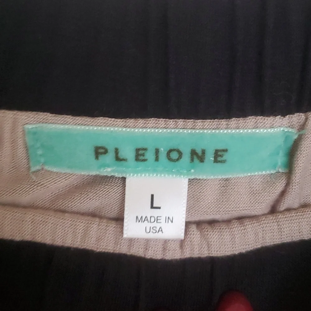 NWT Pleione Women's Black/Tan Double lined Skirt sz L